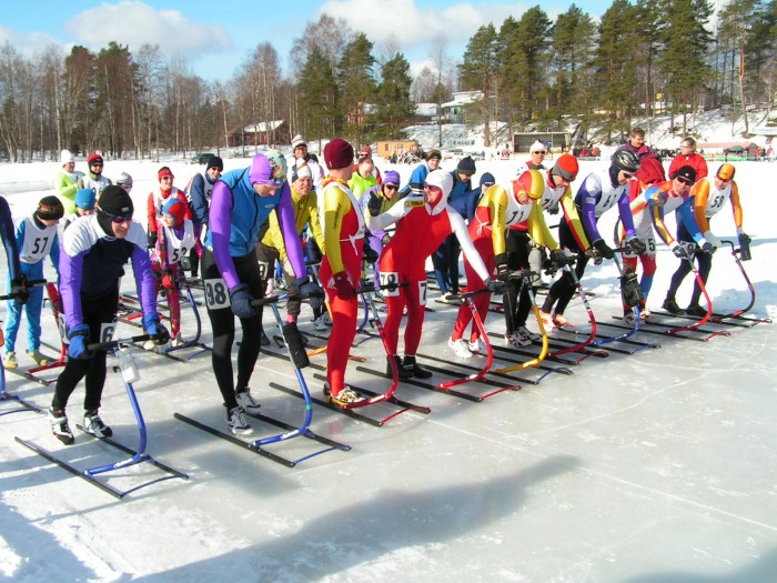 Start královského závodu na 42,195km