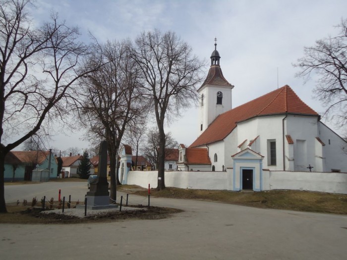 Kostelík v Pištíně