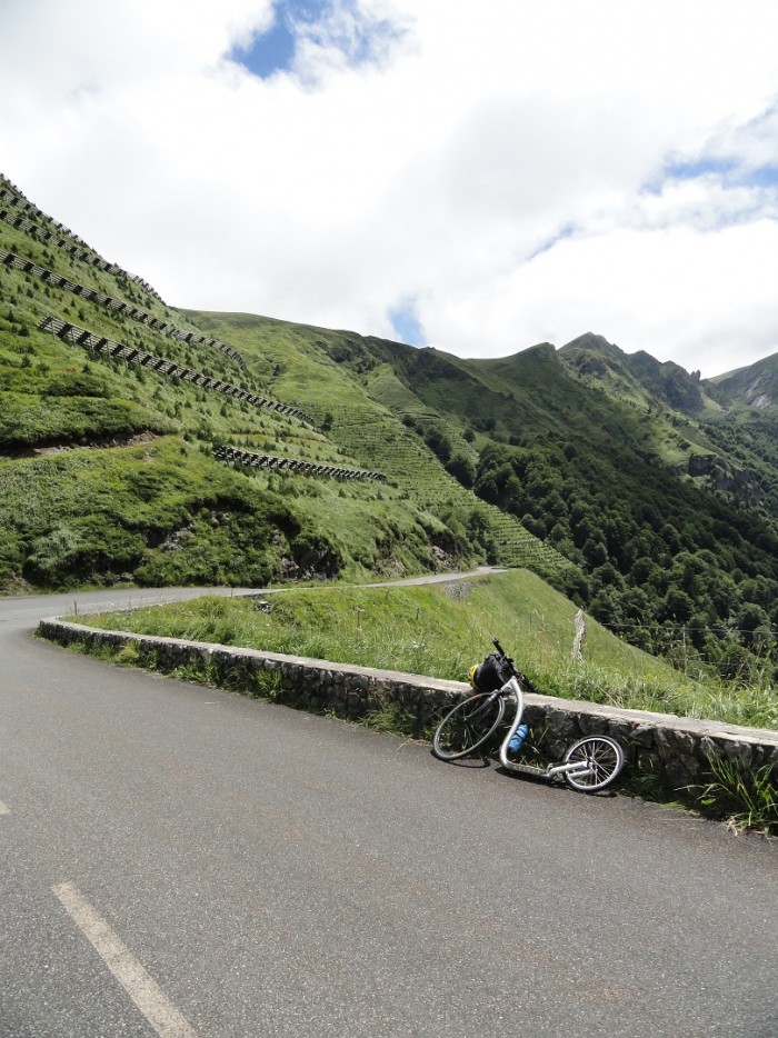 13. etapa Tour de France 2011 na koloběžce - peklo na Col d´Aubisque