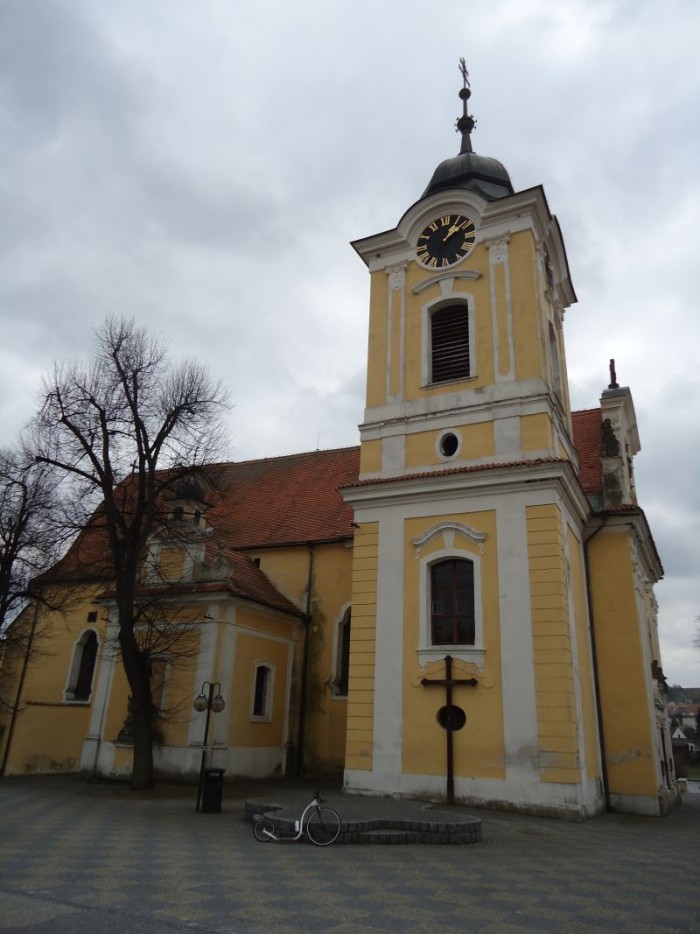 Kostel na náměstí v Týně nad Vltavou