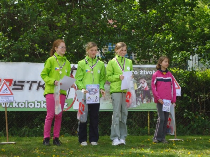 Kadetky - Apolena Drietomvská, Pavlína Chytilová a Kristýna Pechová