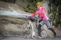 Vašek Liška při tréninku na Giro d'Italia 2017 na svém Wolferovi s úpravou "kokpitu" (řidítka) pro jízdu na delší a dlouhé vzdálenosti